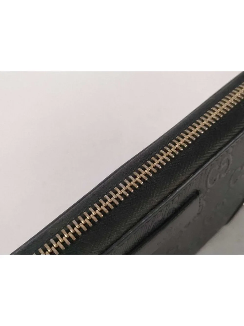 Gucci Wallet Diamante Black Leather GG Pattern Embossed Studs Zip Around Gold